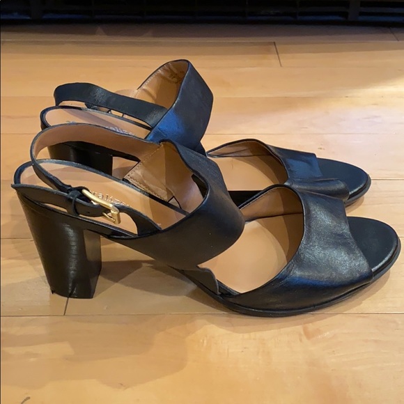 Blacks Heels - Picture 2 of 5